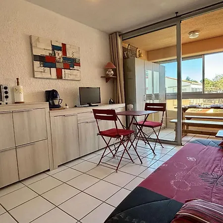 Apartment 4 Pers, Piscines, Proche Plage, Parking Prive - - Fr-1-225-92